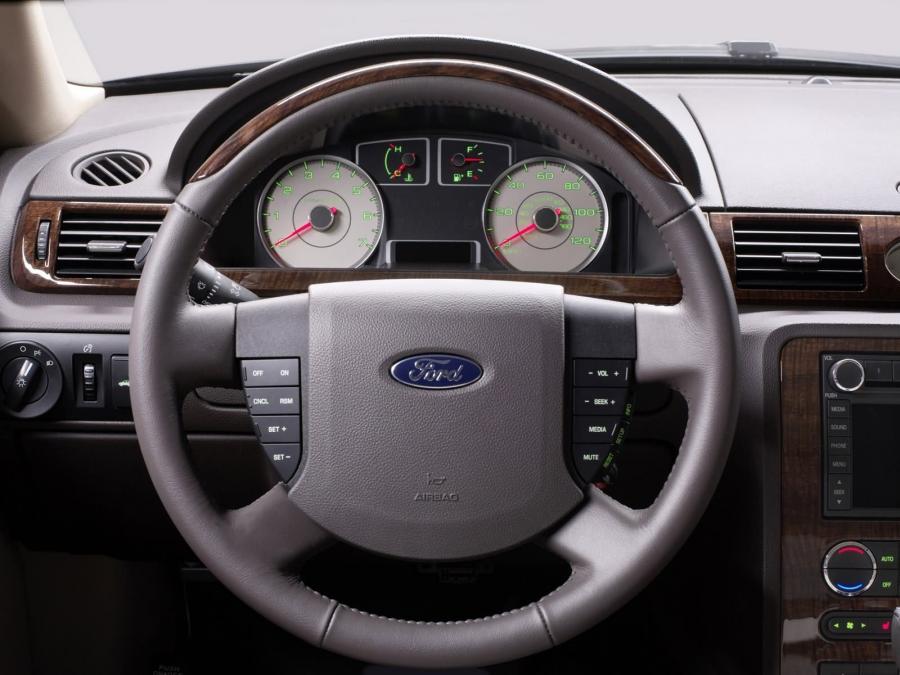  Ford Five Hundred SEL 2008 года  (фото 4 из 19)